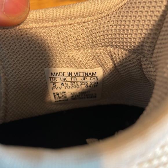 New Adidas’s ortholite - Picture 4 of 4